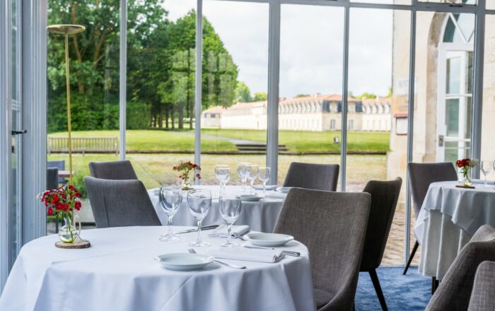 Table du restaurant de l'Hôtel Mercure La Corderie Royale